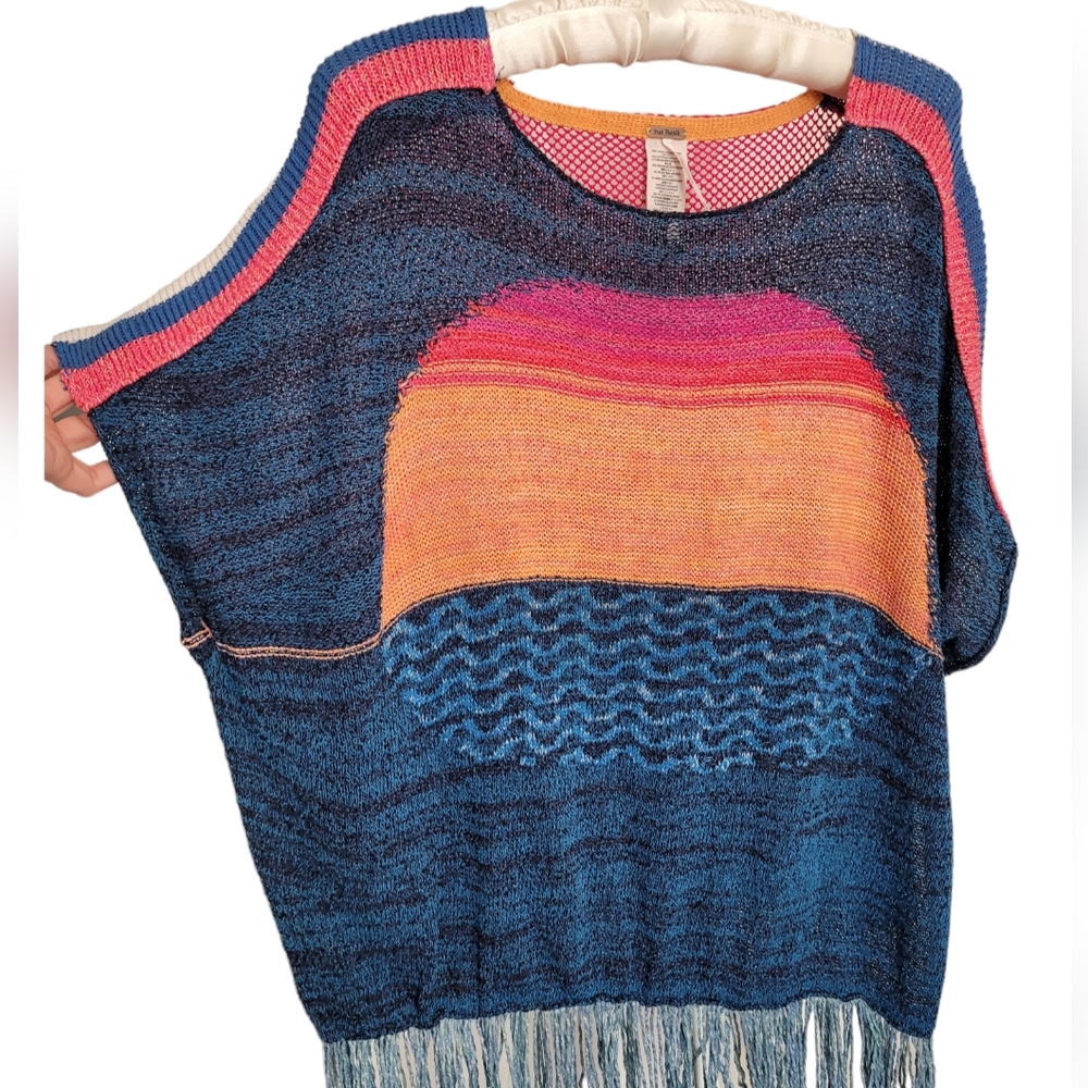 Free People Sunset Fringe Poncho - Like New - Picture 7 of 12